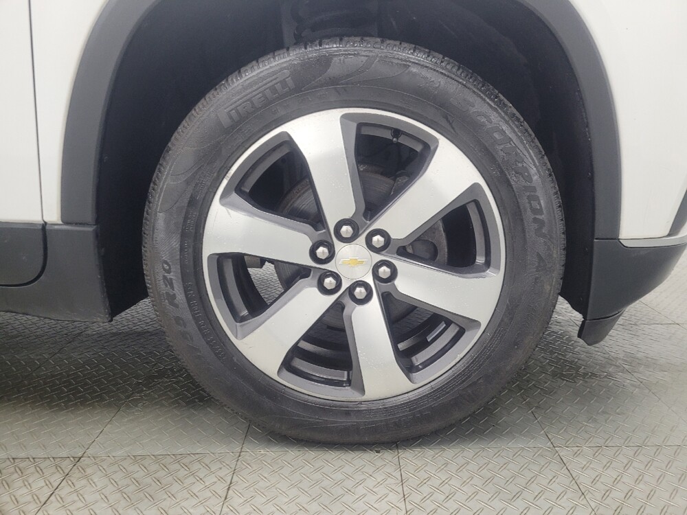 2018 Chevrolet Traverse in Mishawaka, IN 46545 - 18140126 31