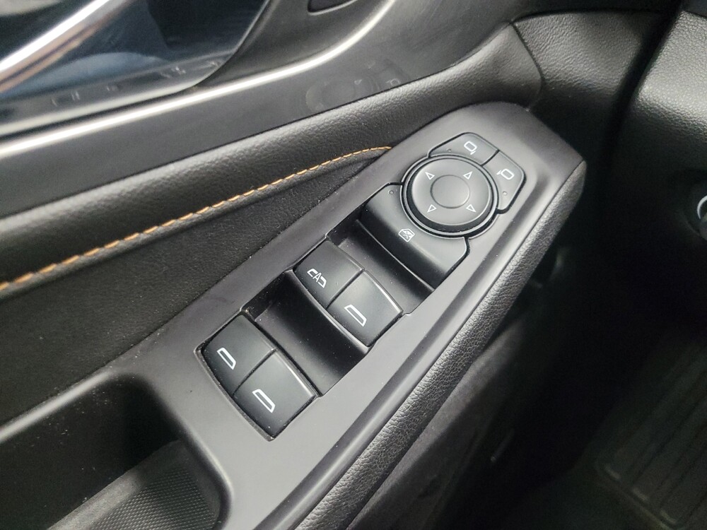 2018 Chevrolet Traverse in Mishawaka, IN 46545 - 18140126 27