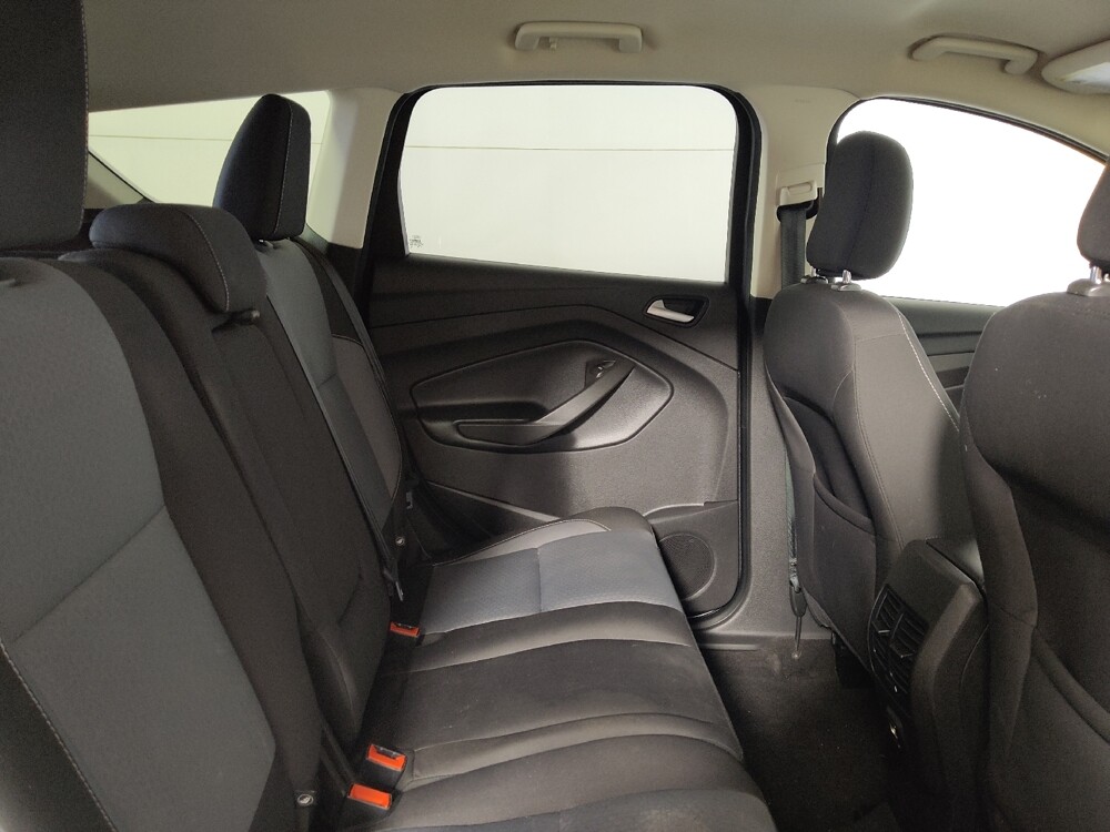 2018 Ford Escape in Midlothian, IL 60445 - 18140149 19
