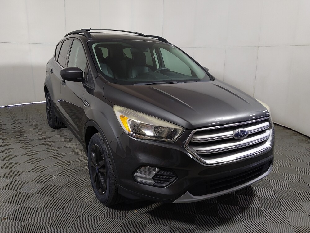 2018 Ford Escape in Midlothian, IL 60445 - 18140149 14