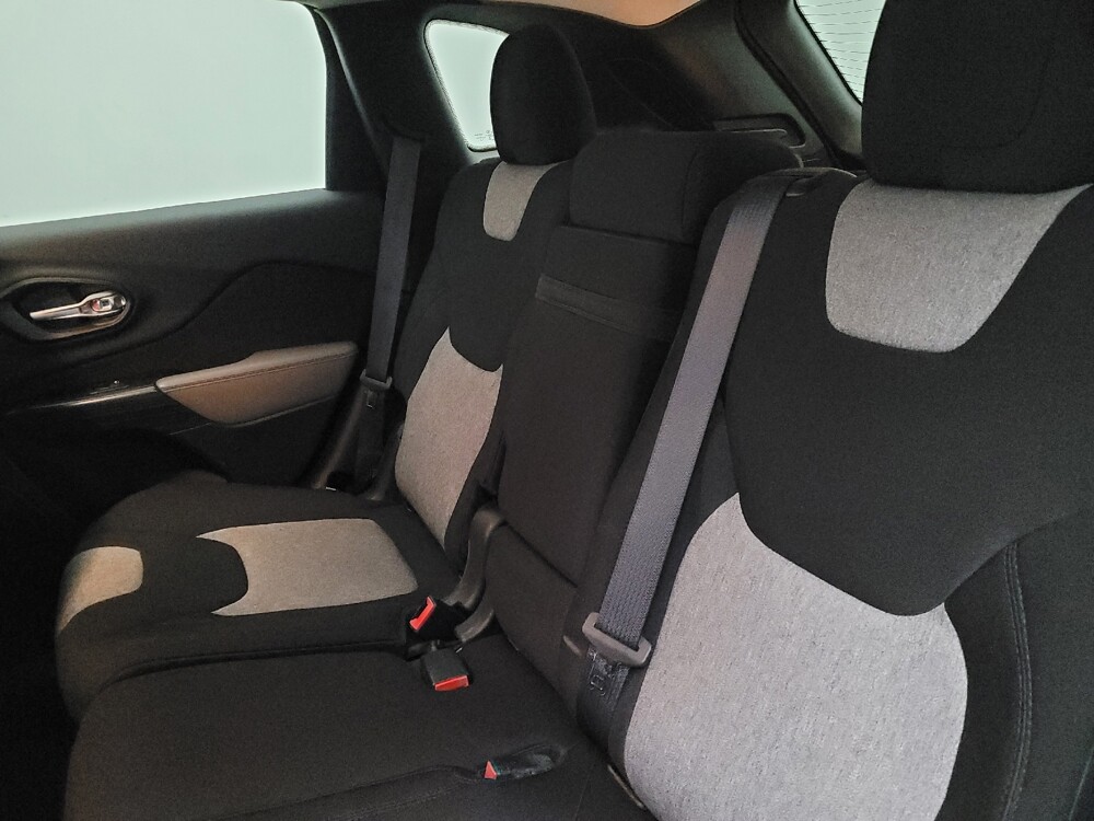 2014 Jeep Cherokee in Orlando, FL 32808 - 18140161 18