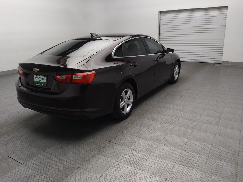 2020 Chevrolet Malibu in Plano, TX 75074 - 18140162 9