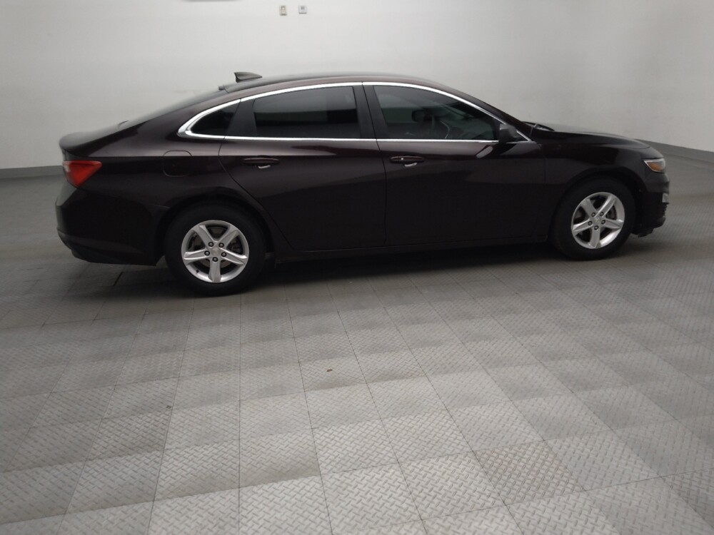 2020 Chevrolet Malibu in Plano, TX 75074 - 18140162 10