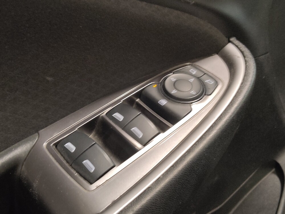 2020 Chevrolet Malibu in Plano, TX 75074 - 18140162 27