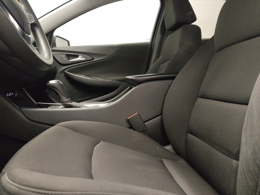 2020 Chevrolet Malibu in Plano, TX 75074 - 18140162 17