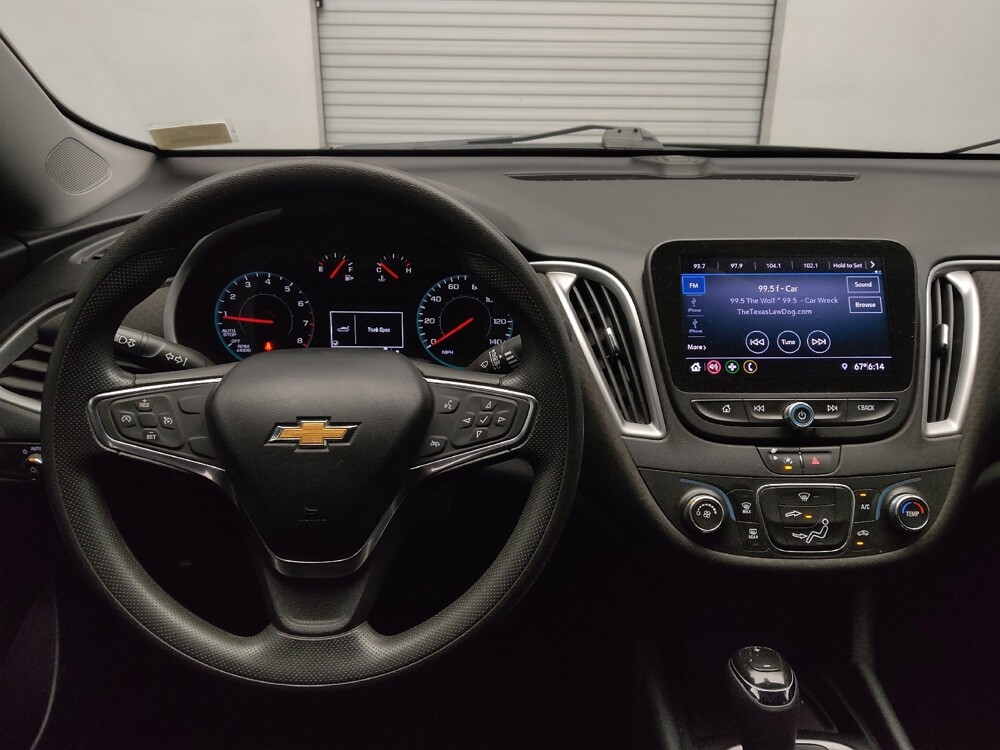 2020 Chevrolet Malibu in Plano, TX 75074 - 18140162 22