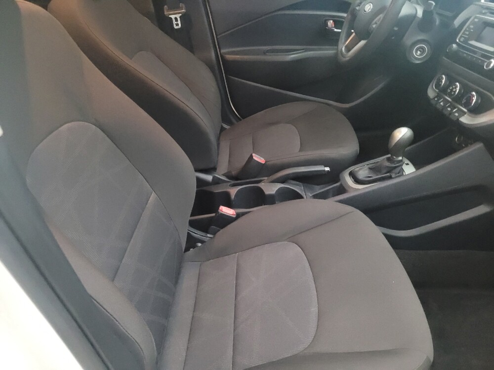 2016 Kia Rio in Clearwater, FL 33764 - 18140167 21