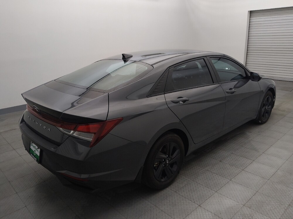 2023 Hyundai Elantra in Houston, TX 77034 - 18140174 9