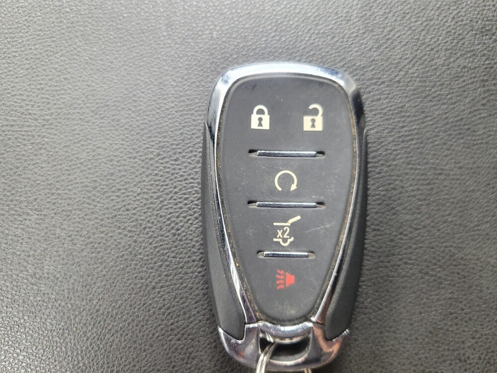 2019 Chevrolet Equinox in Morrow, GA 30260 - 18140178 32