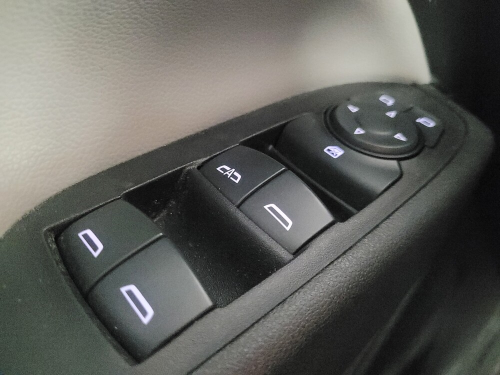 2019 Chevrolet Equinox in Morrow, GA 30260 - 18140178 27