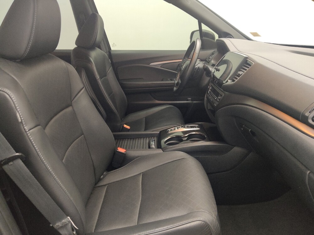 2021 Honda Passport in Orlando, FL 32808 - 18140183 21