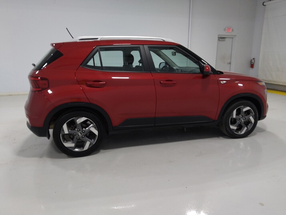 2023 Hyundai Venue in Columbus, OH 43231 - 18140187 10