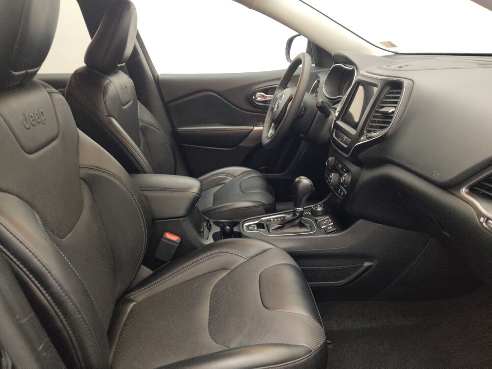 2022 Jeep Cherokee in Orlando, FL 32808 - 18140188 21