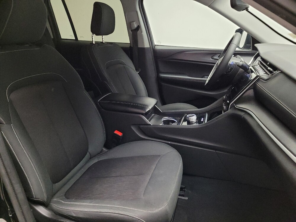 2024 Jeep Grand Cherokee in Riverside, CA 92504 - 18140190 21
