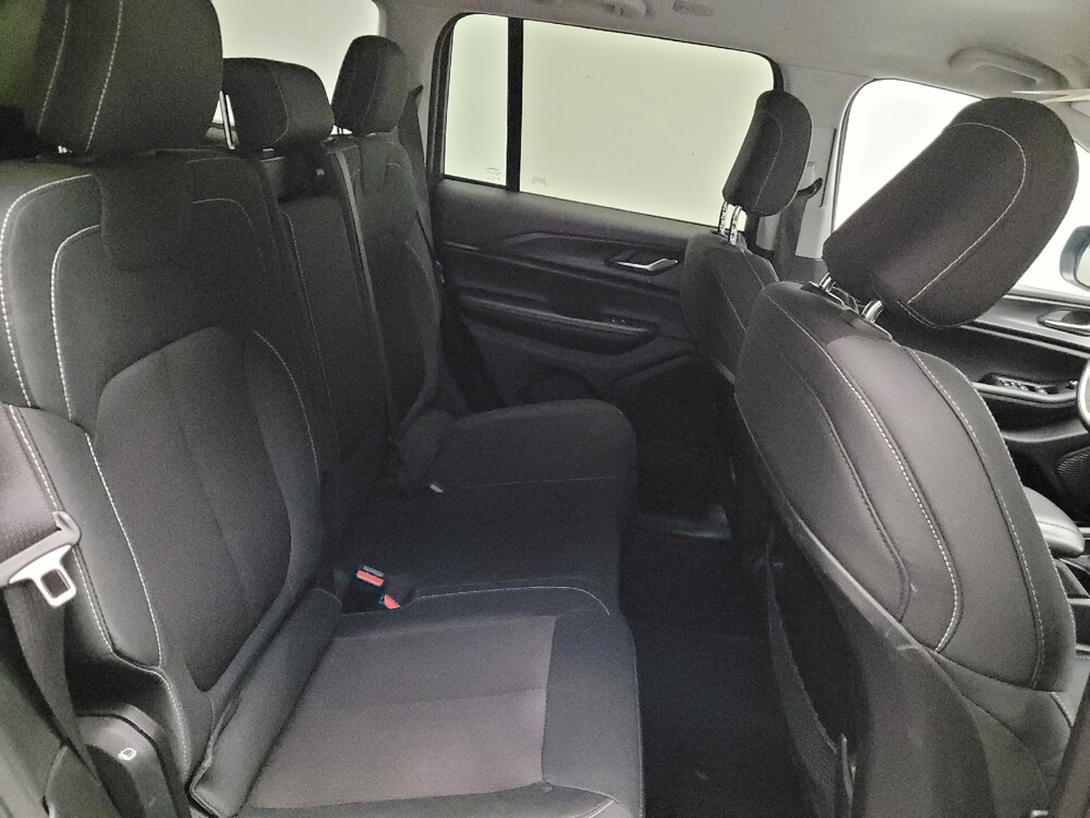 2024 Jeep Grand Cherokee in Riverside, CA 92504 - 18140190 19