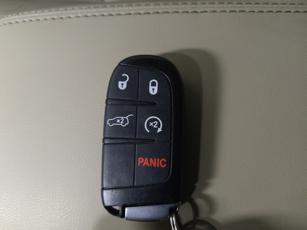 2018 Jeep Grand Cherokee in Macon, GA 31210 - 18140192 32