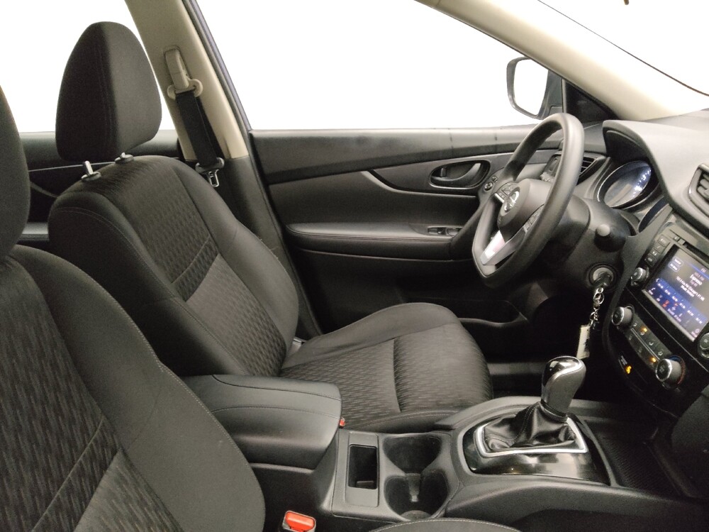 2019 Nissan Rogue in Lombard, IL 60148 - 18140195 21