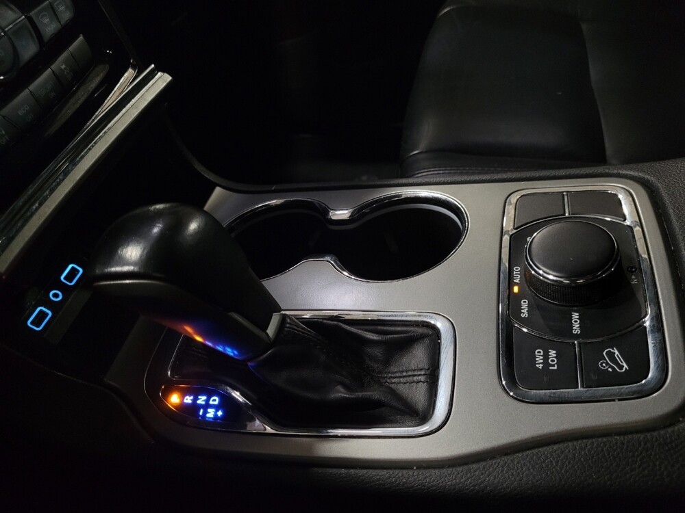 2020 Jeep Grand Cherokee in Pittsburgh, PA 15237 - 18140201 26