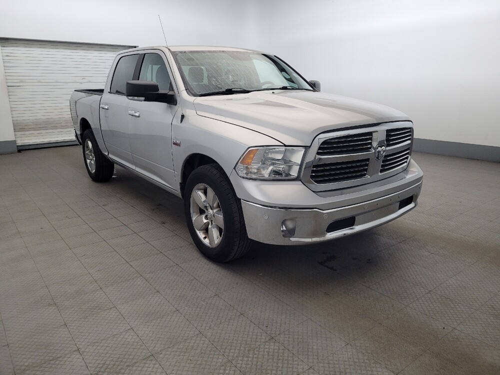 2017 RAM 1500 in Pittsburgh, PA 15237 - 18140202 13