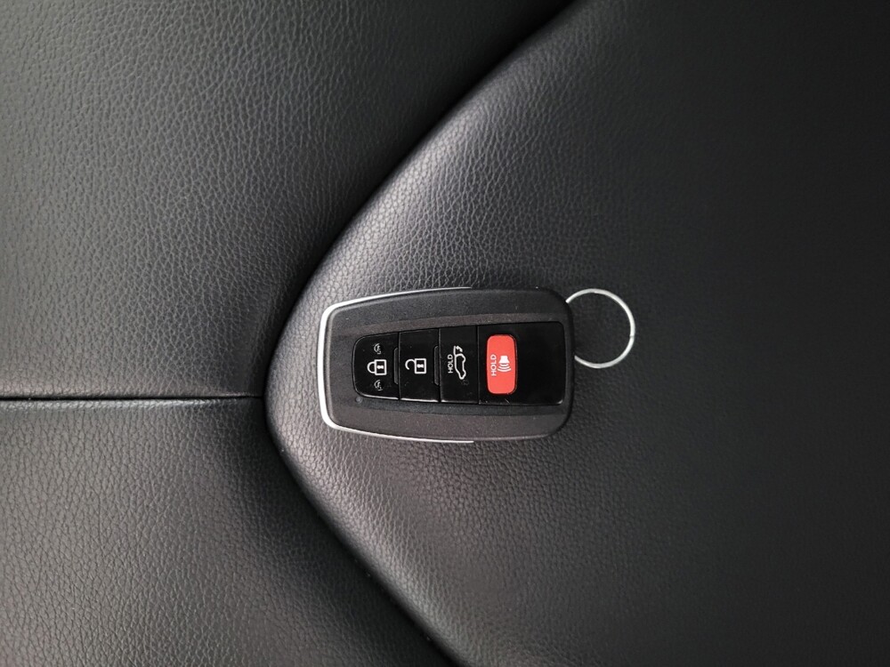 2022 Toyota Highlander in Lewisville, TX 75067 - 18140206 32