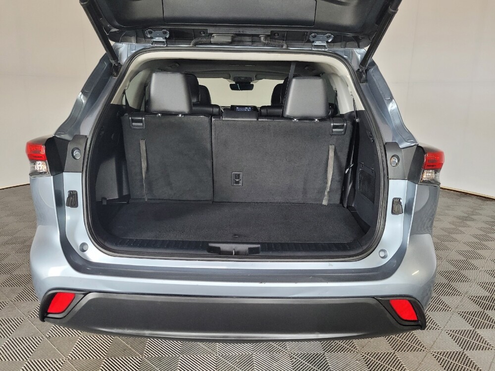2022 Toyota Highlander in Lewisville, TX 75067 - 18140206 29