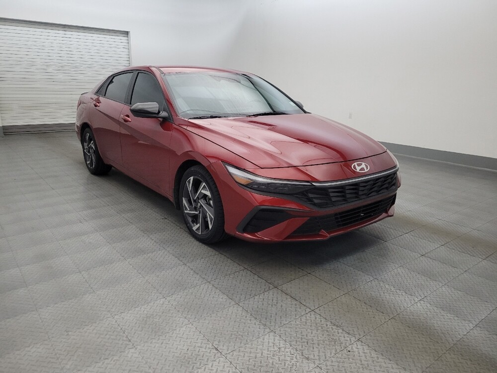 2025 Hyundai Elantra in Phoenix, AZ 85022 - 18140209 13