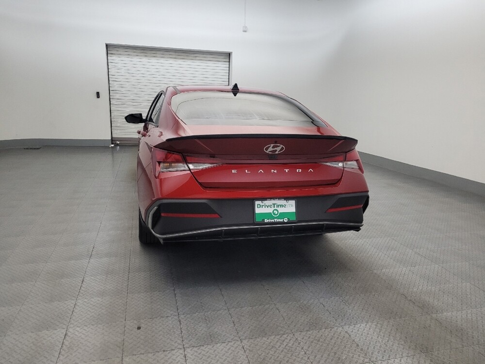 2025 Hyundai Elantra in Phoenix, AZ 85022 - 18140209 6