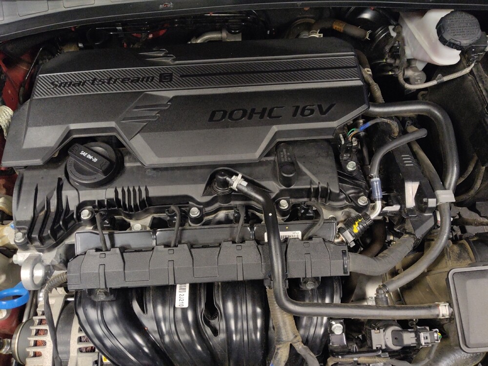 2025 Hyundai Elantra in Phoenix, AZ 85022 - 18140209 30