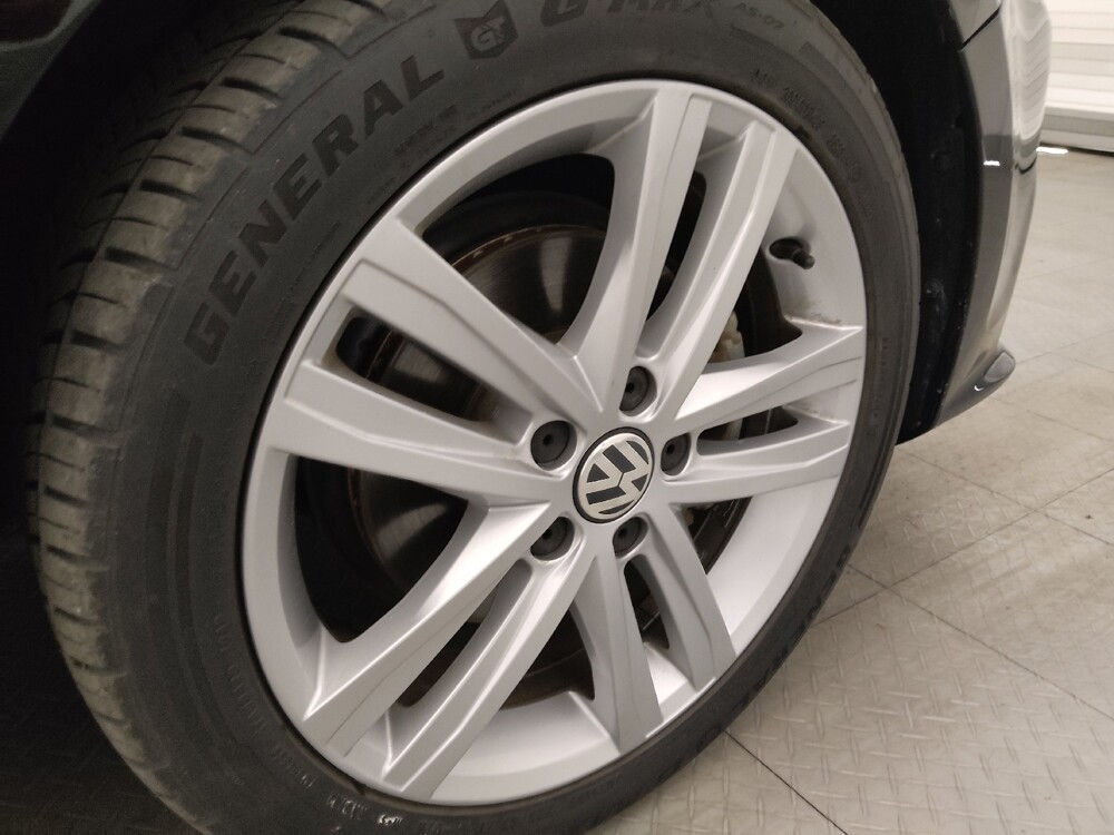 2017 Volkswagen Jetta in Lakeland, FL 33815 - 18140213 31