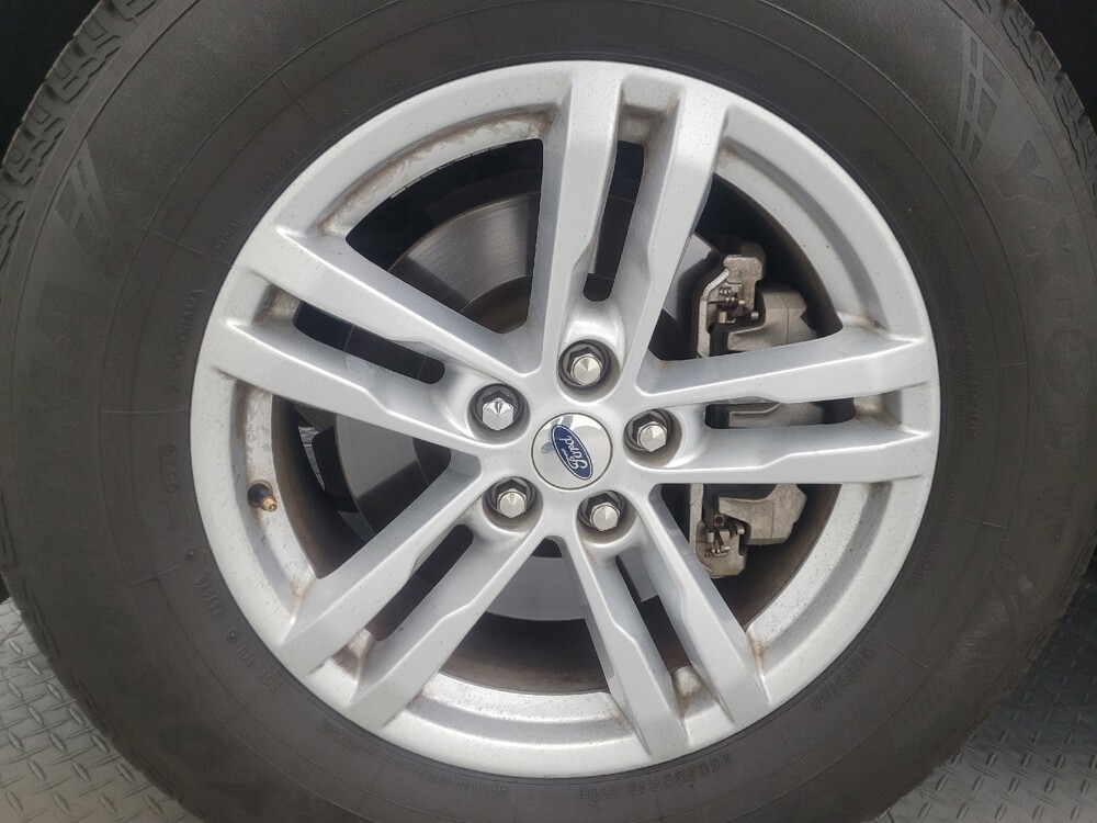 2020 Ford Explorer in Glendale, AZ 85301 - 18140218 31