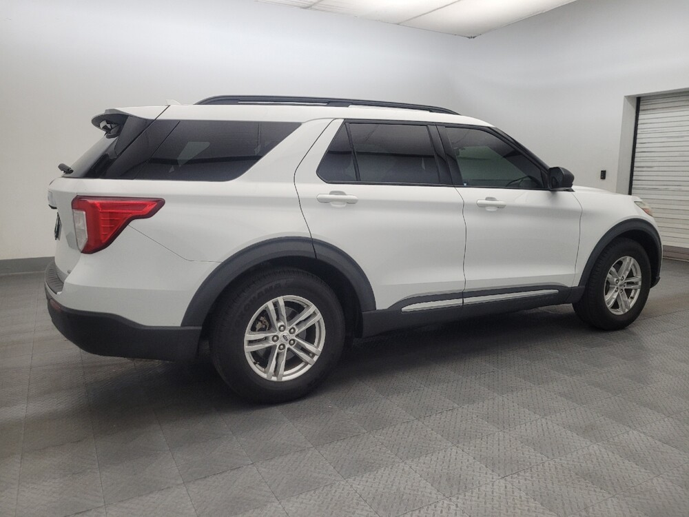 2020 Ford Explorer in Glendale, AZ 85301 - 18140218 10