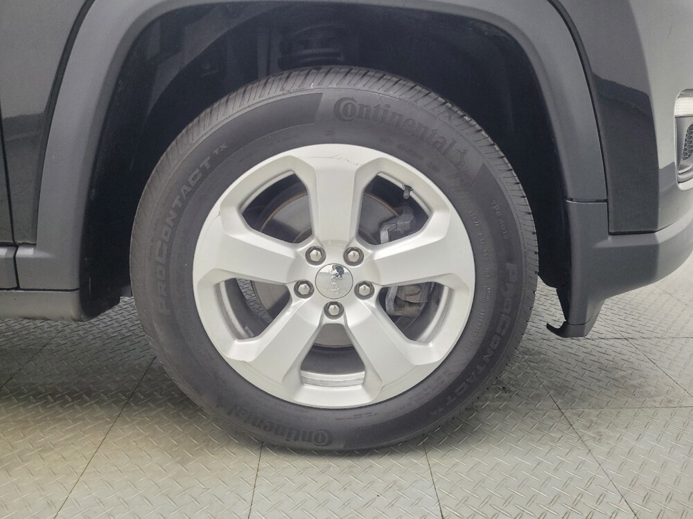 2018 Jeep Compass in Ft Wayne, IN 46805 - 18140228 31