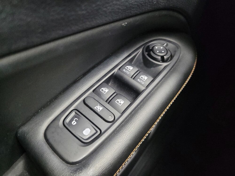 2018 Jeep Compass in Ft Wayne, IN 46805 - 18140228 27