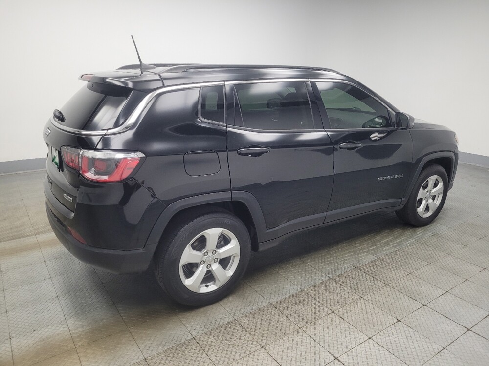 2018 Jeep Compass in Ft Wayne, IN 46805 - 18140228 10
