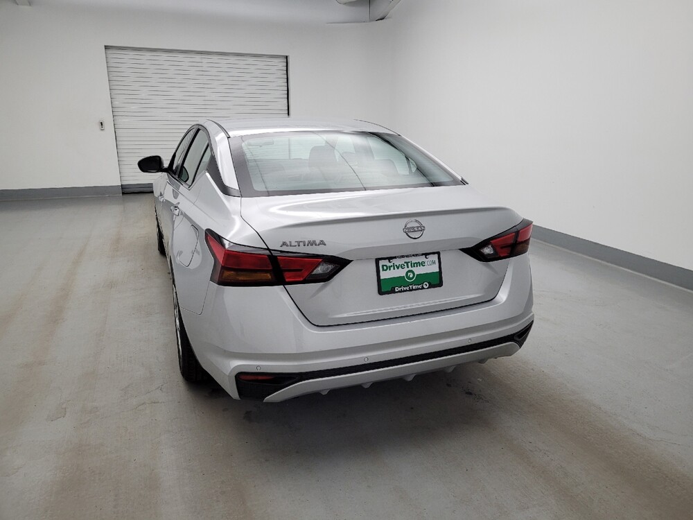 2023 Nissan Altima in Miamisburg, OH 45342 - 18140230 6