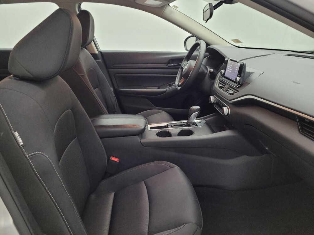 2023 Nissan Altima in Miamisburg, OH 45342 - 18140230 21