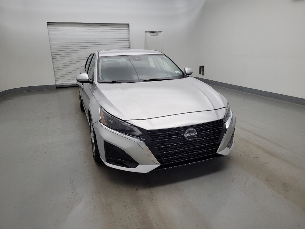 2023 Nissan Altima in Miamisburg, OH 45342 - 18140230 14