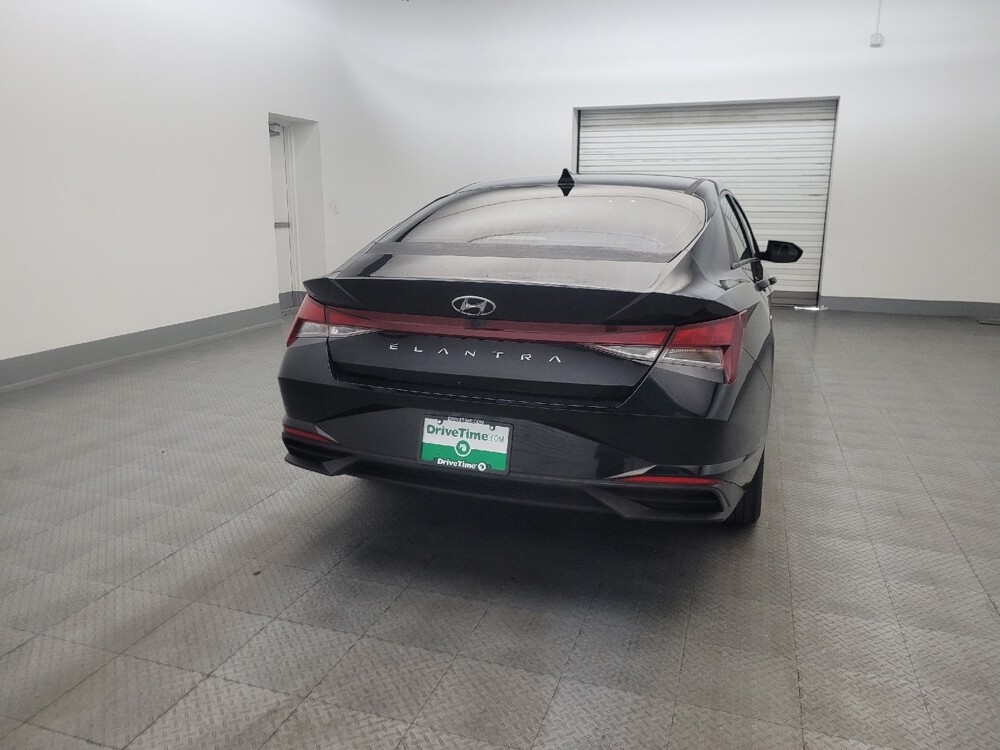2022 Hyundai Elantra in Phoenix, AZ 85022 - 18140231 7