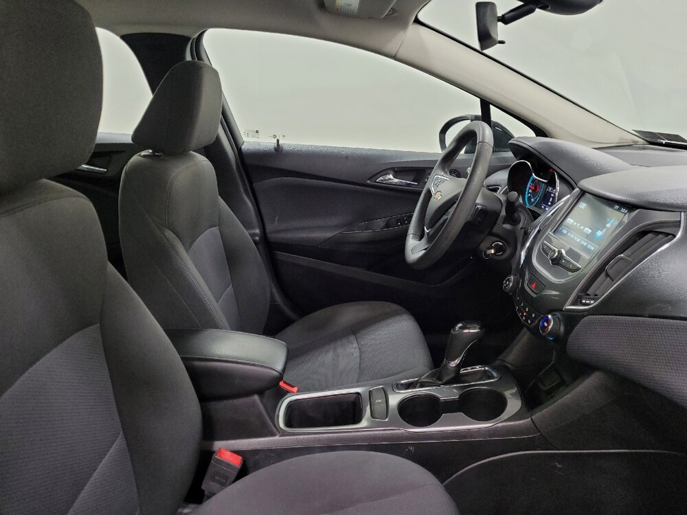 2018 Chevrolet Cruze in Langhorne, PA 19047 - 18140241 21