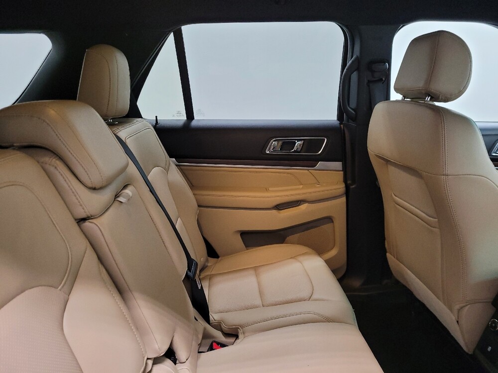 2016 Ford Explorer in Langhorne, PA 19047 - 18140243 19