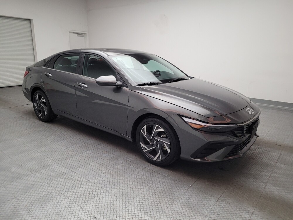 2025 Hyundai Elantra in Torrance, CA 90504 - 18140252 11