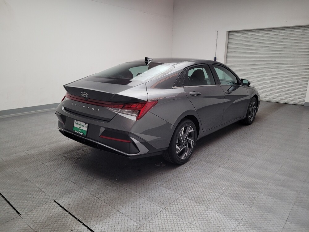 2025 Hyundai Elantra in Torrance, CA 90504 - 18140252 9
