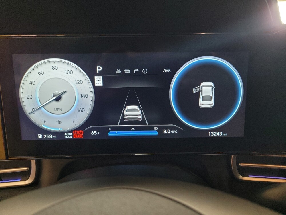 2025 Hyundai Elantra in Torrance, CA 90504 - 18140252 23