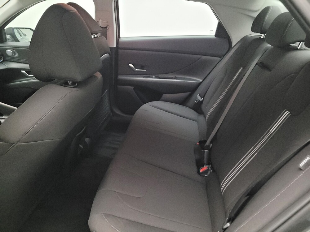 2025 Hyundai Elantra in Torrance, CA 90504 - 18140252 18