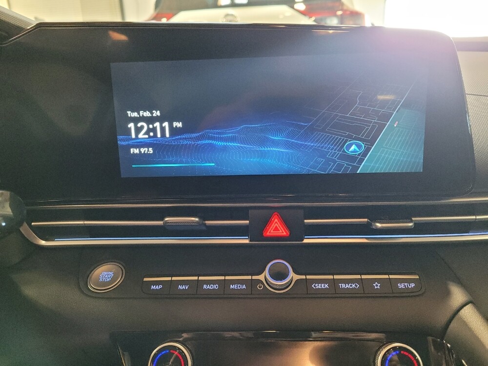 2025 Hyundai Elantra in Torrance, CA 90504 - 18140252 25