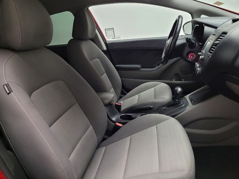 2016 Kia Forte in Torrance, CA 90504 - 18140253 21