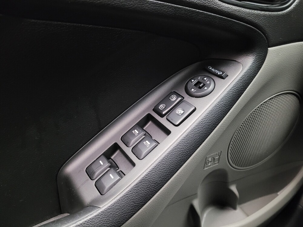2016 Kia Forte in Torrance, CA 90504 - 18140253 27