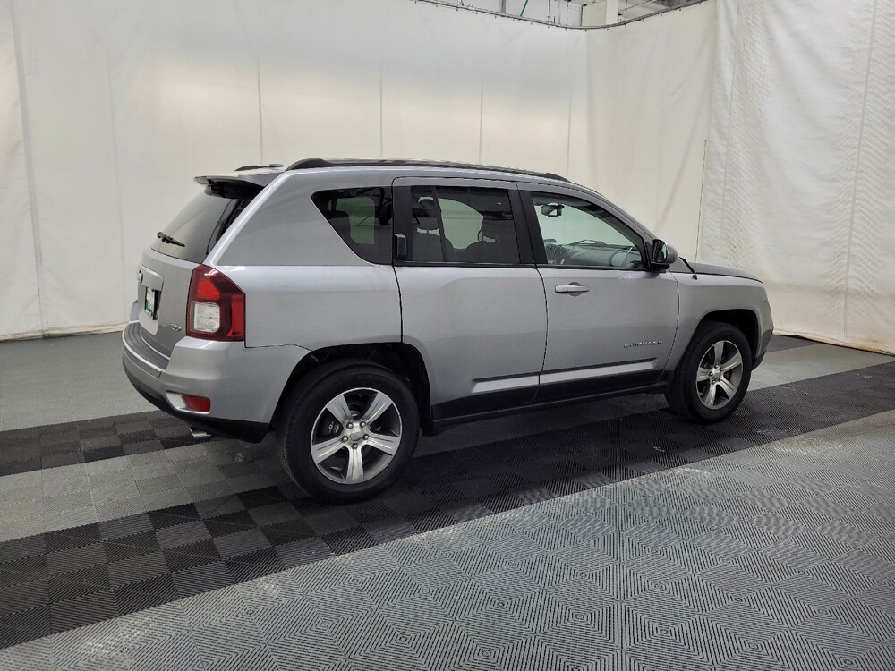 2016 Jeep Compass in Langhorne, PA 19047 - 18140254 10