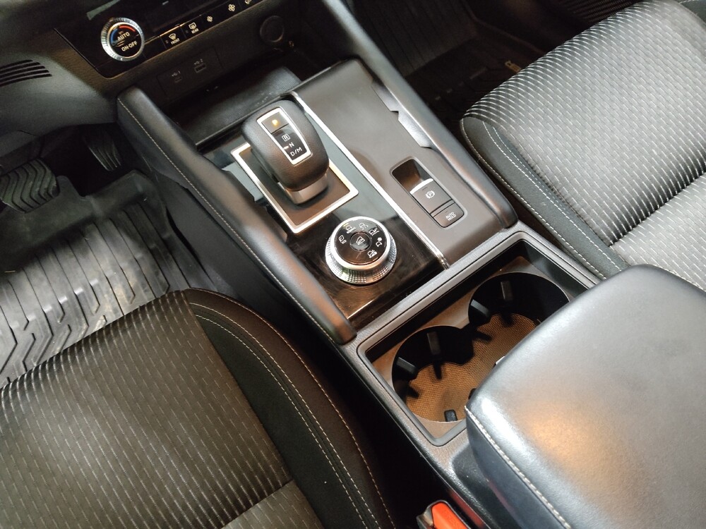 2022 Mitsubishi Outlander in Columbus, OH 43231 - 18140255 26
