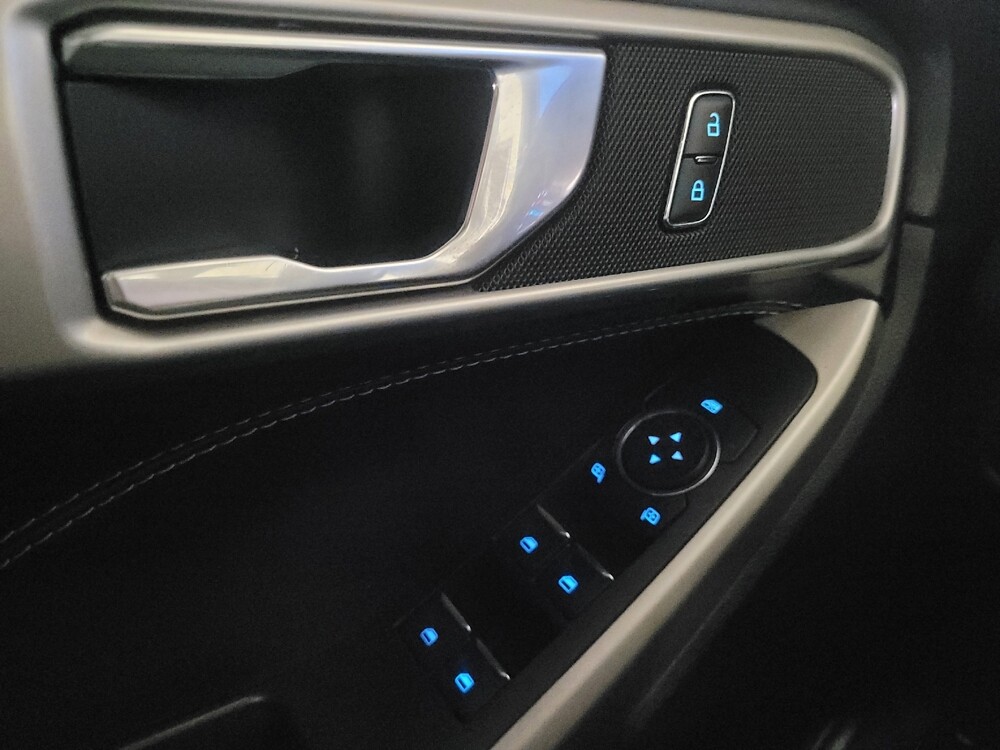 2021 Ford Explorer in Macon, GA 31210 - 18140260 27